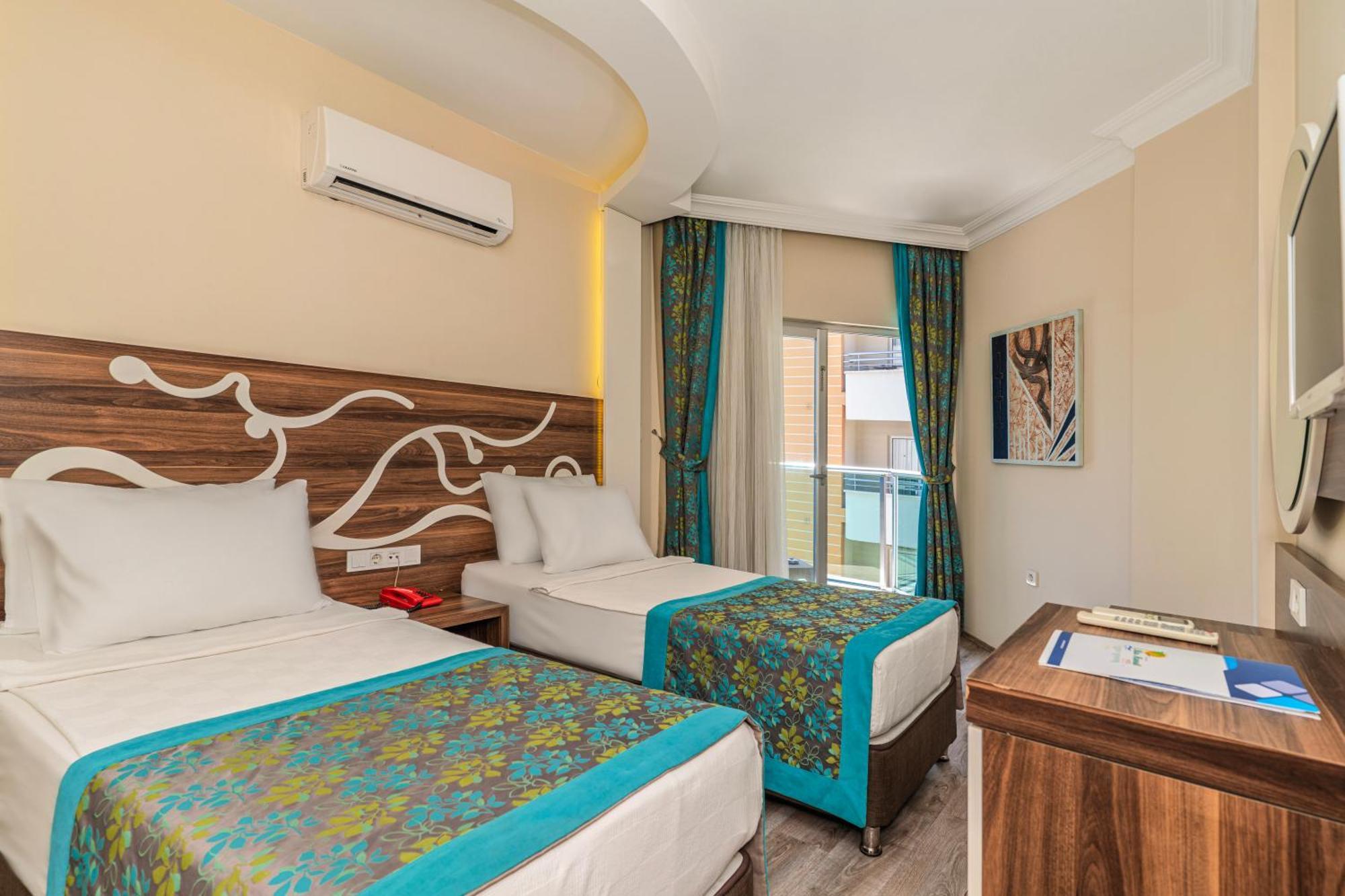 Kleopatra Blue Hawai Hotel Аланія Екстер'єр фото